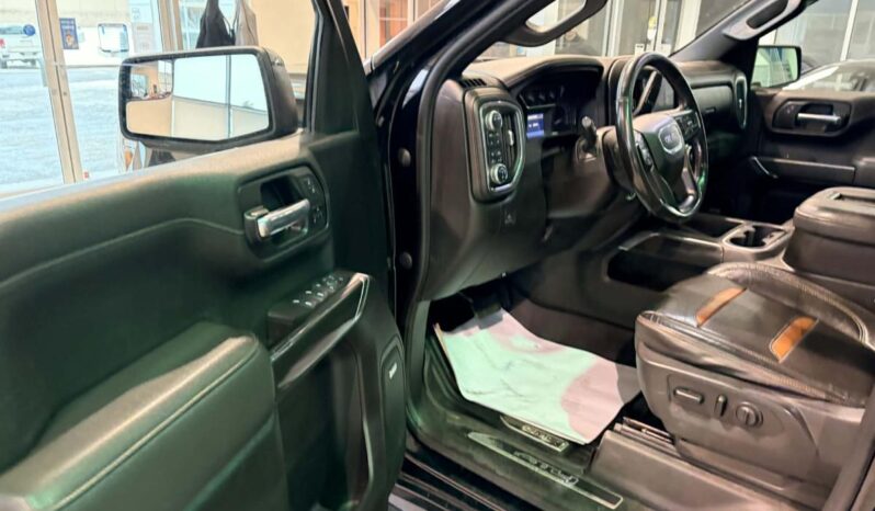 
								2021 GMC Sierra 1500 Crew Cab 4×4 At4 full									