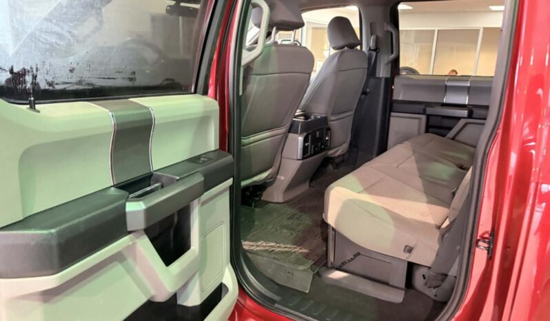 
								2022 Ford F-250 4×4 – Crew Cab Xlt FX4 full									