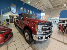 2022 Ford F-250 4×4 – Crew Cab Xlt FX4