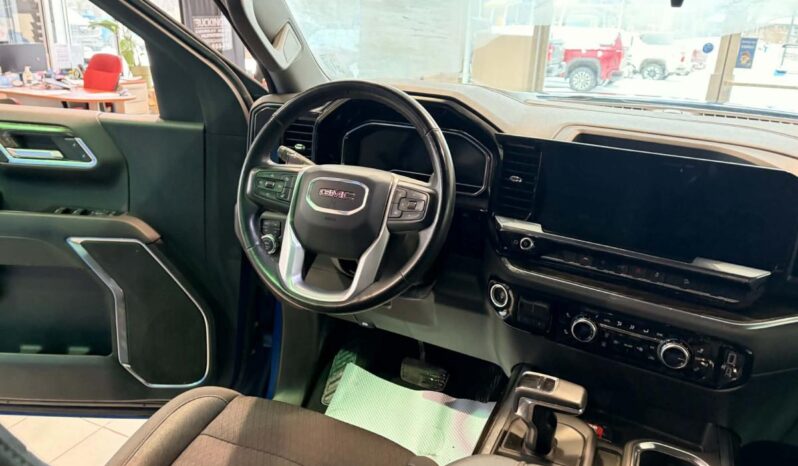 
								2023 GMC Sierra 1500 Elevation full									