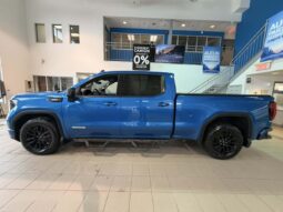 
										2023 GMC Sierra 1500 Elevation full									