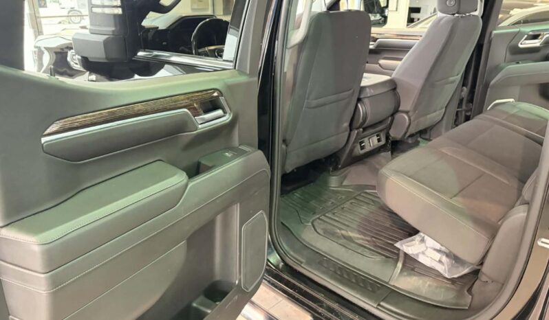 
								2023 GMC Sierra 1500 Crew Cab 4×4 Sle full									