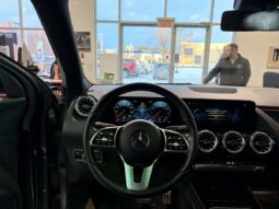 
										2023 Mercedes-Benz GLA 4matic Suv full									