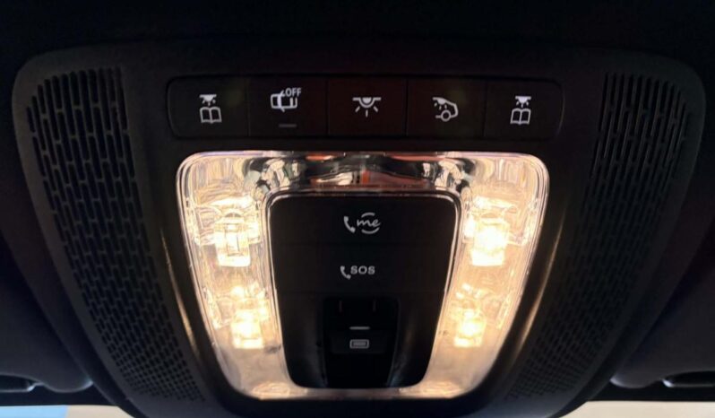 
								2023 Mercedes-Benz GLA 4matic Suv full									