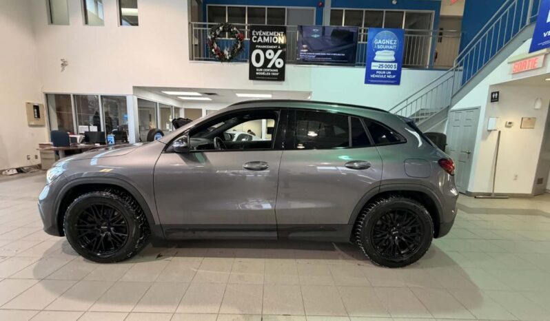 
								2023 Mercedes-Benz GLA 4matic Suv full									