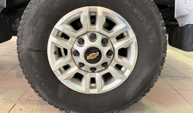 
								2024 Chevrolet Silverado 2500 4wd Crew Cab full									