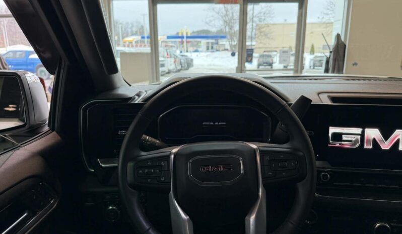 
								2024 GMC Sierra 1500 Crew Cab Standard full									