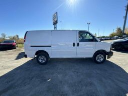 
										2024 GMC Savana Cargo 2500 Regular Wheelbase Rear-Wheel Drive full									