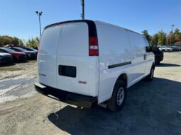 
										2024 GMC Savana Cargo 2500 Regular Wheelbase Rear-Wheel Drive full									