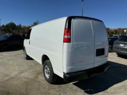 
										2024 GMC Savana Cargo 2500 Regular Wheelbase Rear-Wheel Drive full									