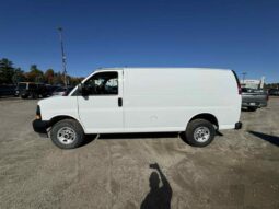 
										2024 GMC Savana Cargo 2500 Regular Wheelbase Rear-Wheel Drive full									