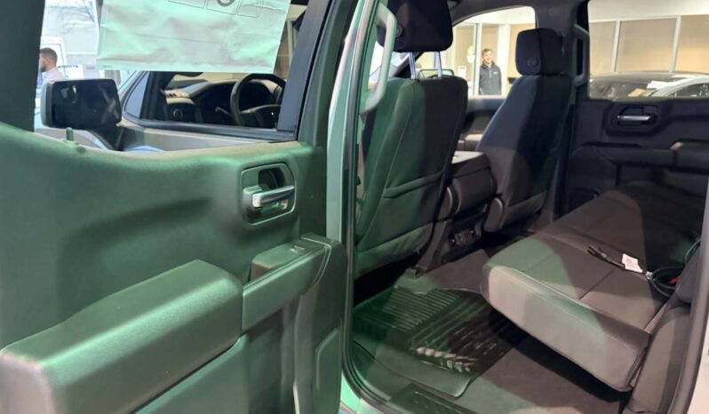 
								2026 Chevrolet Silverado 1500 Crew Cab Standard full									