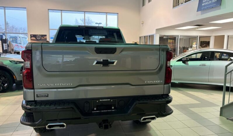 
								2026 Chevrolet Silverado 1500 Crew Cab Standard full									