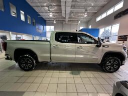 
										2026 GMC Sierra 1500 Crew Cab Standard full									