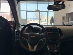 
										2015 Chevrolet Sonic 4 Lt – 5mt full									