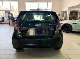 
										2015 Chevrolet Sonic 4 Lt – 5mt full									