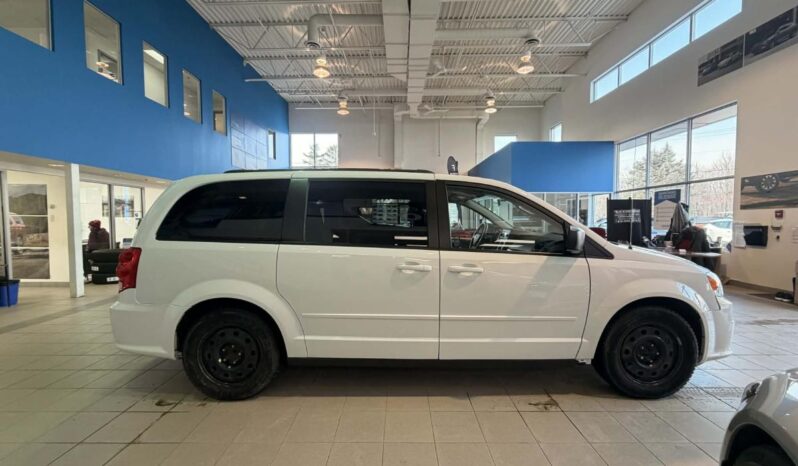 
								2016 Dodge Grand Caravan Se / Sxt full									