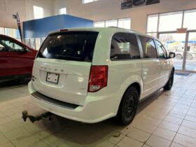 2016 Dodge Grand Caravan Se / Sxt