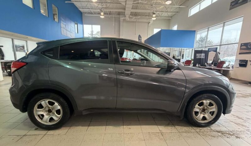 
								2016 Honda HR-V Ex 4wd Cvt full									