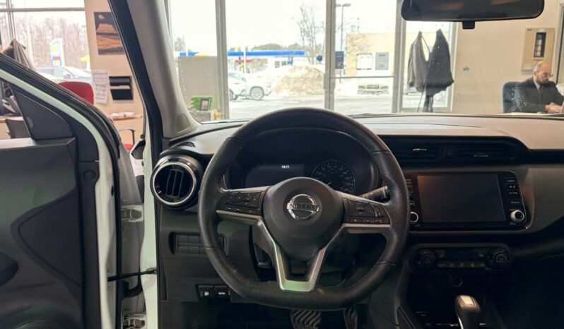 
								2021 Nissan Kicks Sv Cvt full									