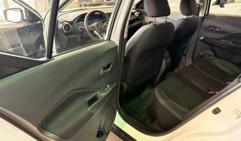 
								2021 Nissan Kicks Sv Cvt full									