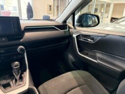 
										2022 Toyota RAV4 Xle Awd full									