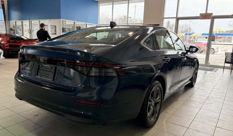 
								2023 Honda Accord Sedan Ex Cvt full									