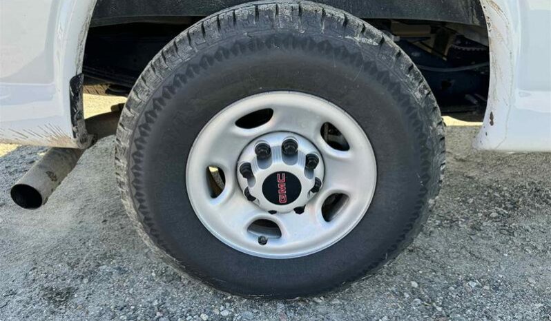 
								2024 GMC Savana Cargo 2500 Regular full									