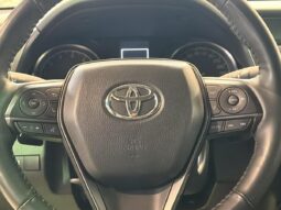 
										2024 Toyota Camry SE full									