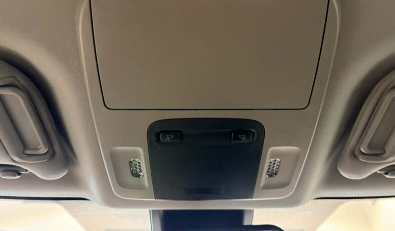 
								2024 Toyota Camry SE full									