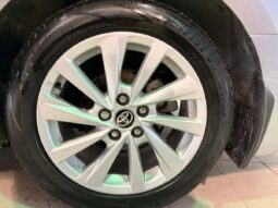 
										2024 Toyota Camry SE full									