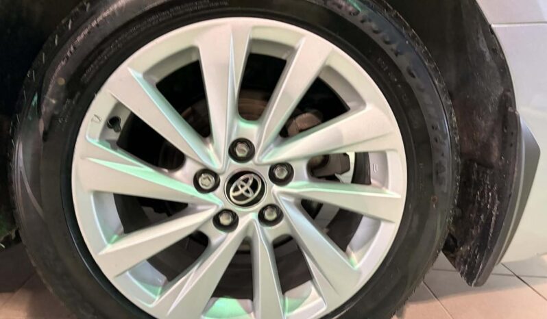 
								2024 Toyota Camry SE full									