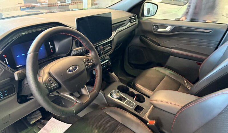 
								2025 Ford Escape St-Line Awd full									