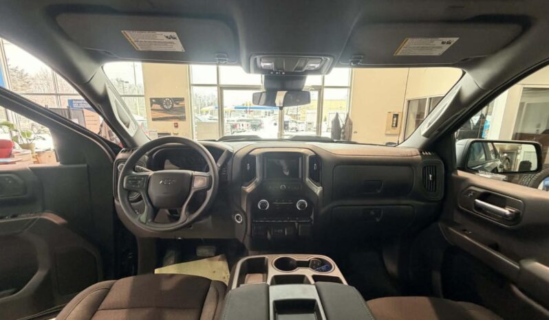 
								2026 Chevrolet Silverado 1500 Crew Cab Standard full									