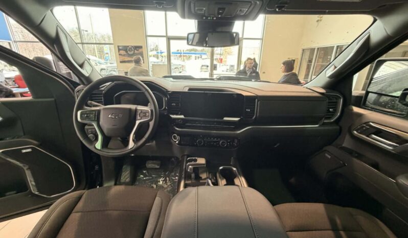 
								2026 Chevrolet Silverado 1500 Crew Cab Standard full									