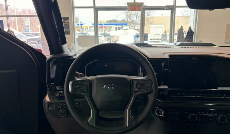 
								2026 Chevrolet Silverado 1500 Crew Cab Short Box 4 full									