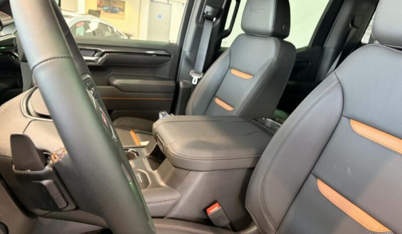 
								2026 GMC Sierra 1500 Crew Cab Standard full									