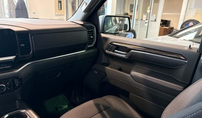 
								2026 GMC Sierra 1500 Crew Cab Standard full									