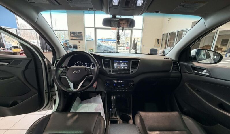 
								2018 Hyundai Tucson Awd 1.6t Se full									