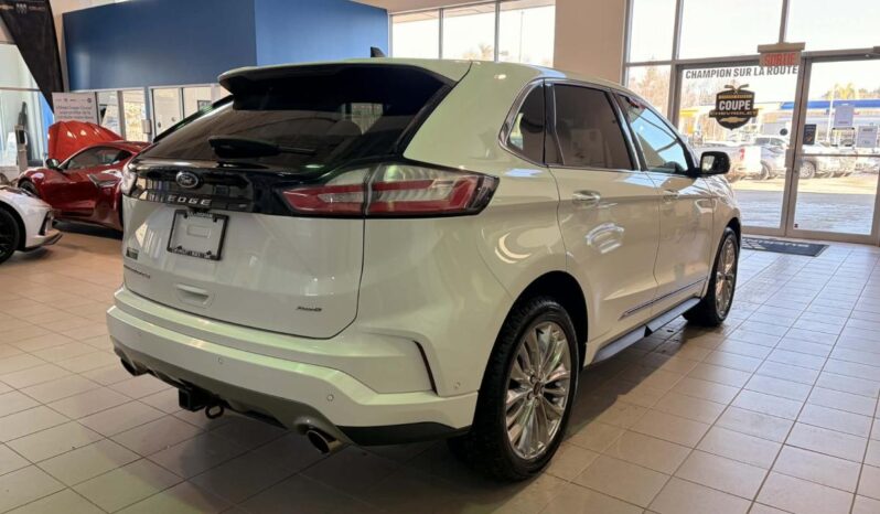 
								2021 Ford Edge Titanium Awd full									
