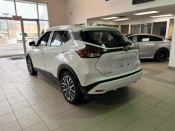 
										2021 Nissan Kicks Sv Cvt full									
