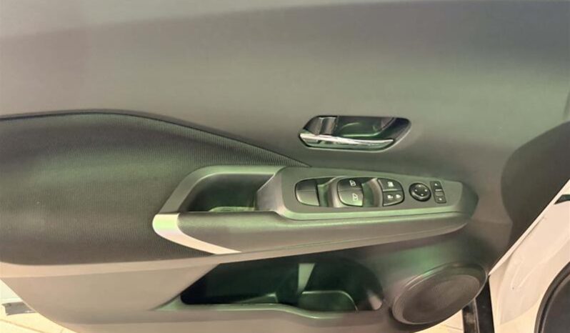 
								2021 Nissan Kicks Sv Cvt full									