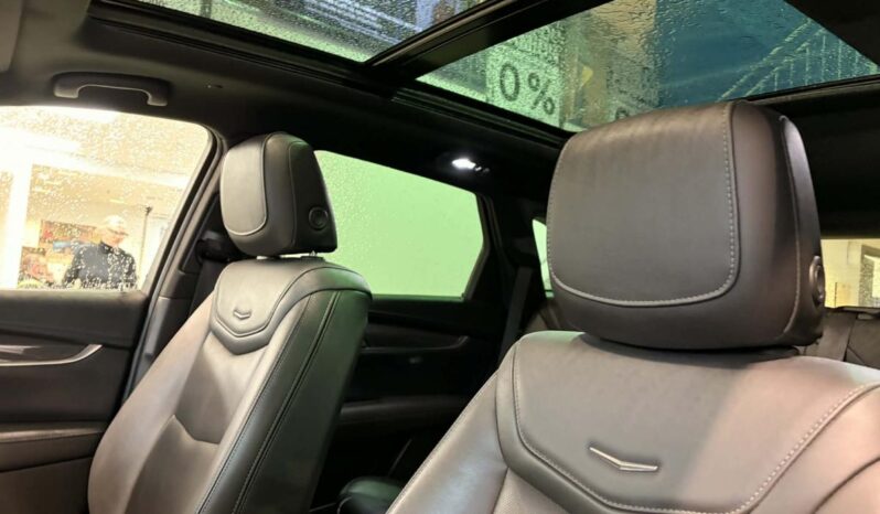 
								2022 Cadillac XT5 Sport Awd full									