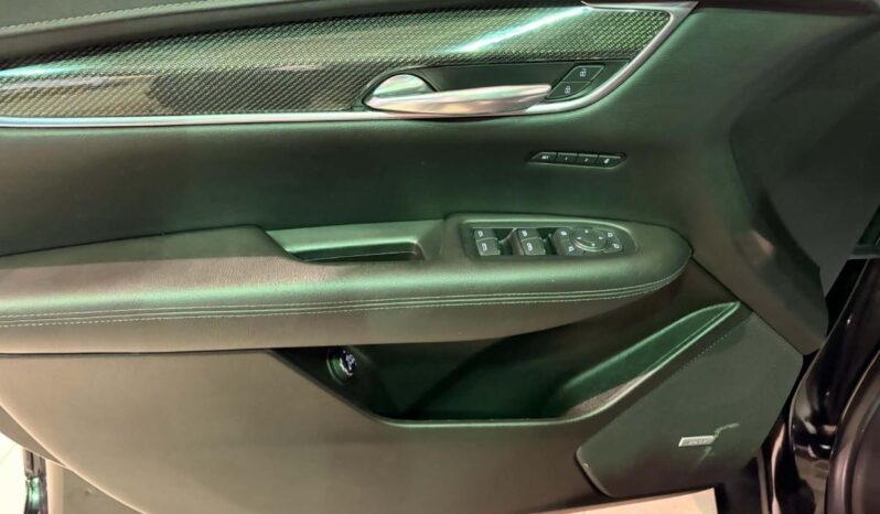 
								2022 Cadillac XT5 Sport Awd full									