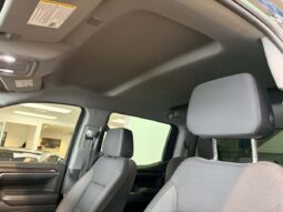 
										2022 Chevrolet Silverado 1500 Crew Cab 4×4 Lt full									