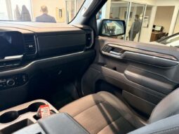 
										2022 Chevrolet Silverado 1500 Crew Cab 4×4 Lt full									
