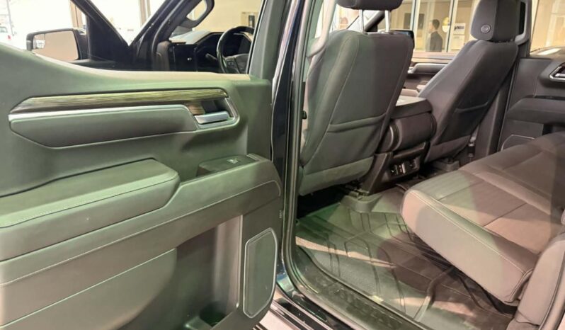 
								2022 Chevrolet Silverado 1500 Crew Cab 4×4 Lt full									