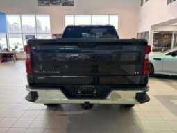 
										2022 Chevrolet Silverado 1500 Crew Cab 4×4 Lt full									