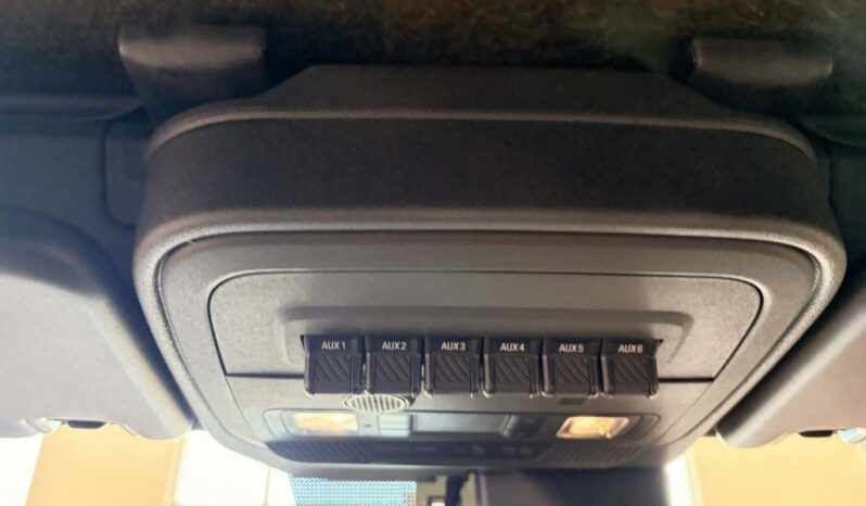 
								2022 Ford Bronco 4-Door Black Diamond full									