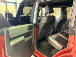 
										2022 Ford Bronco 4-Door Black Diamond full									
